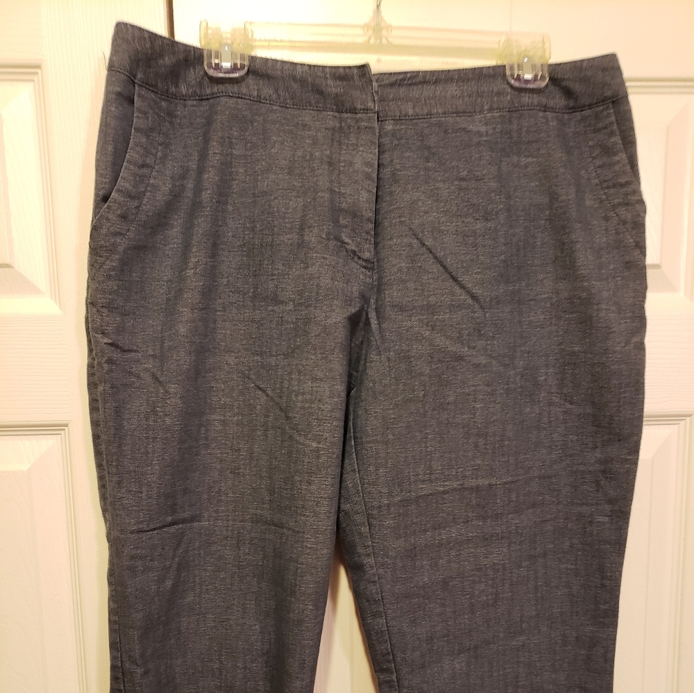 Cropped denim trousers